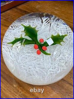 1971 Perthshire Art Glass Paperweight Holly Berry Christmas Latticino Lattice