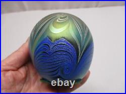 1977 Signed Vandermark Blue Iridescent Pulled Feather Paperweight