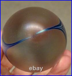 1987 Vintage ROBERT EICKHOLT Studio Art Glass PULLED FEATHER Egg Paperweight