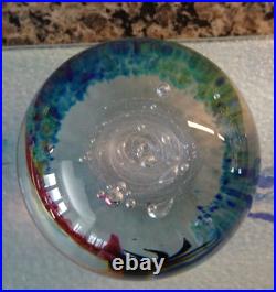 1991 Signed Johnathan Winfisky Round Seascape Art Glass Paperweight