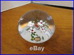 1993 Holly Berry John Parsley 3 Paperweight