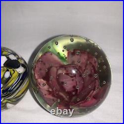 4 Vintage Flowers Controlled Bubbles Art Glass Sphere Paperweight Beautiful