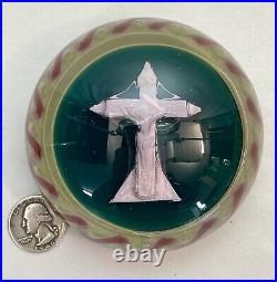 Art Glass Paperweight Unsigned Sulphide CRUCIFIX Cain Twist Val St Lambert