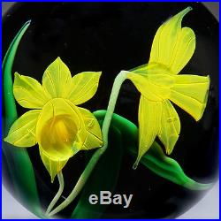 Bruce Sillars Orient & Flume Daffodil Studio Art Glass Paperweight