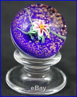 CHARLES KAZIUN JR Glass Miniature Pedestal Paperweight Tilted Spider Lily & Bee