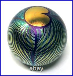 Correia Iridescent Glass Paperweight Pulled Feather Gold Heart Design Small 2