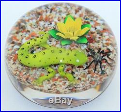 FASCINATING Magnum BOB BANFORD Green Salamander and Spider ART Glass PAPERWEIGHT