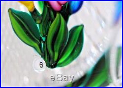 Gorgeous RAY BANFORD Gingham Cut BASKET Flower BOUQUET Art Glass PAPERWEIGHT