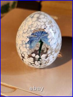 Harv Harris Signed Hand Blowen Glass Egg Paperweight Blue Flower Inside. AMAZING