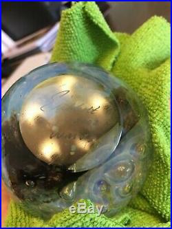 INCREDIBLE Signed EICKHOLT Glass PAPERWEIGHT Iridescent COLORS Change 3.75