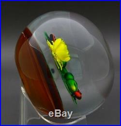 KEN ROSENFELD Yellow Flowers and Ladybugs Art Glass Paperweight Apr 2.5Hx3W