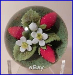 LOVELY CLINTON SMITH STRAWBERRIES Lampwork ArtGlass PAPERWEIGHT & Signature Cane