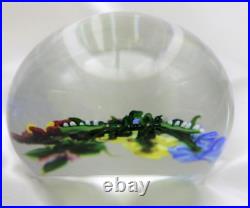 LOVELY Debbie TARSITANO Colorful Floral Bouquet Art Glass Paperweight