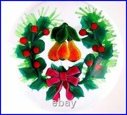 Large CHRISTMAS Ken ROSENFELD Pear and Wreath Art Glass PAPERWEIGHT