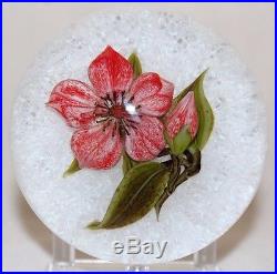 Large STUNNING Victor TRABUCCO LILY On WHITE Ground Art Glass PAPERWEIGHT