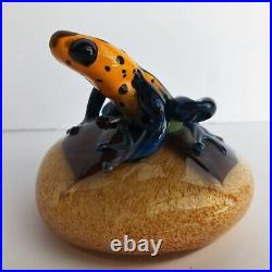 Orient and Flume David Smallhouse Art Glass Paperweight Frog Yellow Dart Frog