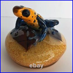 Orient and Flume David Smallhouse Art Glass Paperweight Frog Yellow Dart Frog