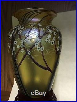 Orient flume 6 art glass vase. Signed PO188J24014GIR