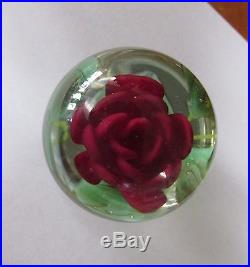 PAPERWEIGHT MINI CRIMP Red ROSE Leaves & stem Pedestal SIGNED Outstanding Detail