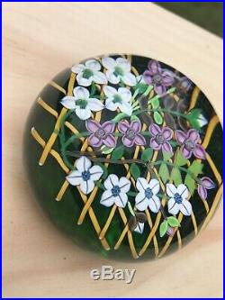 Perthshire Glass Paperweight Limited Edition Bouquet flowers Lattice Moss Floral