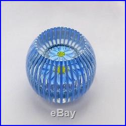 Perthshire LE 1997A mini flower glass paperweight / presse papiers