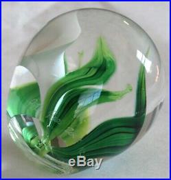 Peter Raos Calla Lilly Paper Weight White Calla Lilie Signed & Dated 2008 NZ