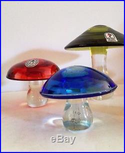 Pilgrim Glass Co. Instant Colored Glass Mushroom Paperweight Farm 5 Mushrooms
