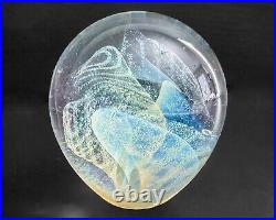 Robert Eickholt 3 x 3.25 Iridescent Dichroic Blue Art Glass Paperweight 1984