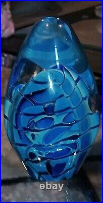 Robert Eickholt Art Glass Paperweight (1.75 W X 2.75 H) Signed 1999