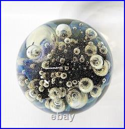 Robert Eickholt Art Glass Paperweight Controlled Bubbles 2006, 4 1/4