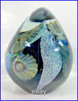 Robert Eickholt Seascape Anemone Iridescent Blue Art Glass Paperweight 4 In 2006