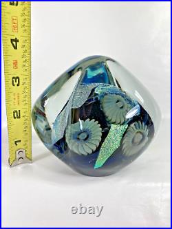 Robert Eickholt Seascape Anemone Iridescent Blue Art Glass Paperweight 4 In 2006