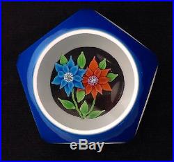 ST. LOUIS ART GLASS PAPERWEIGHT, WHITE BLUE OVERLAY, FACETED, FLOWERS, 1975, 3D