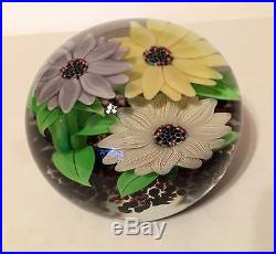 STEVEN LUNDBERG Art Glass Different Color Flowers Pond PAPERWEIGHT with Box