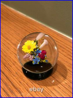 Signed MAYAUEL WARD Flower Floral Bouquet Art Glass Pedestal Paperweight 2010