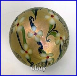 Signed Orient & Flume Pulled Feather Art Glass Paperweight 222 N 1977 PRISTINE
