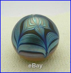VTG STEVEN CORREIA PAPERWEIGHT Iridescent Blue Gold Black Pulled Feather 3 1977