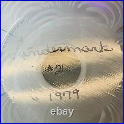 VTG Sign Vandermark 1979 Pulled Feathered Iridescent Swirl Art Glass Paperweight