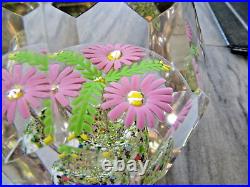 Vintage Bohemian Art Glass Faceted Marguerite Like Flowers & Fern Paperweight