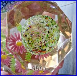 Vintage Bohemian Art Glass Faceted Marguerite Like Flowers & Fern Paperweight