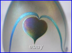 Vintage Robert Eickholt Signed Iridescent Heart Art Glass Paperweight 1987