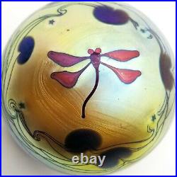 Vtg LUNDBERG STUDIOS DRAGONFLY PAPERWEIGHT 2 3/4 1979 GOLD, STARS, LILY PADS